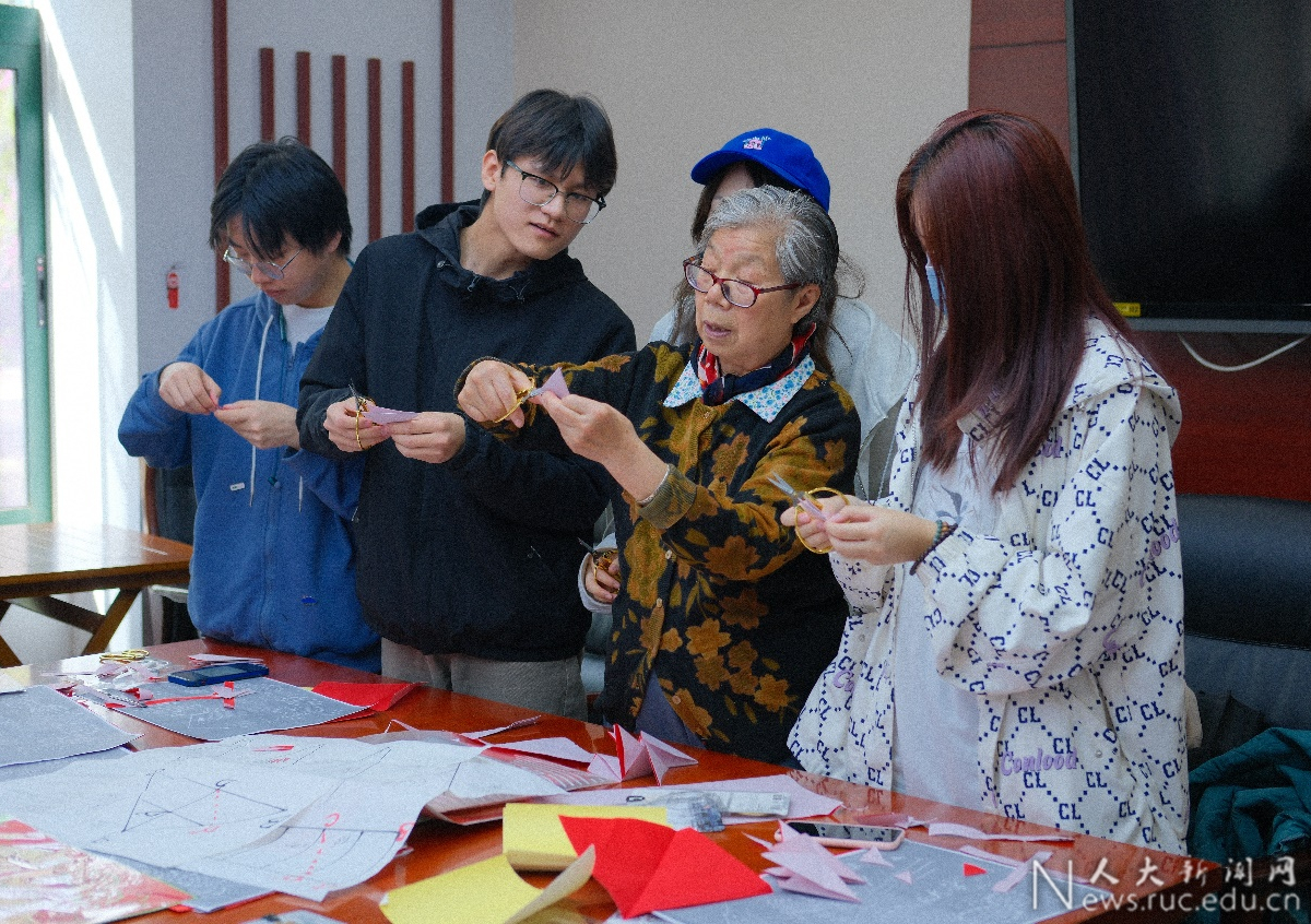 非遺文化融入短視頻，年輕一代關(guān)注傳統(tǒng)手藝的新潮流