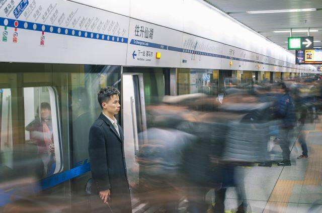 地鐵車廂智能化升級