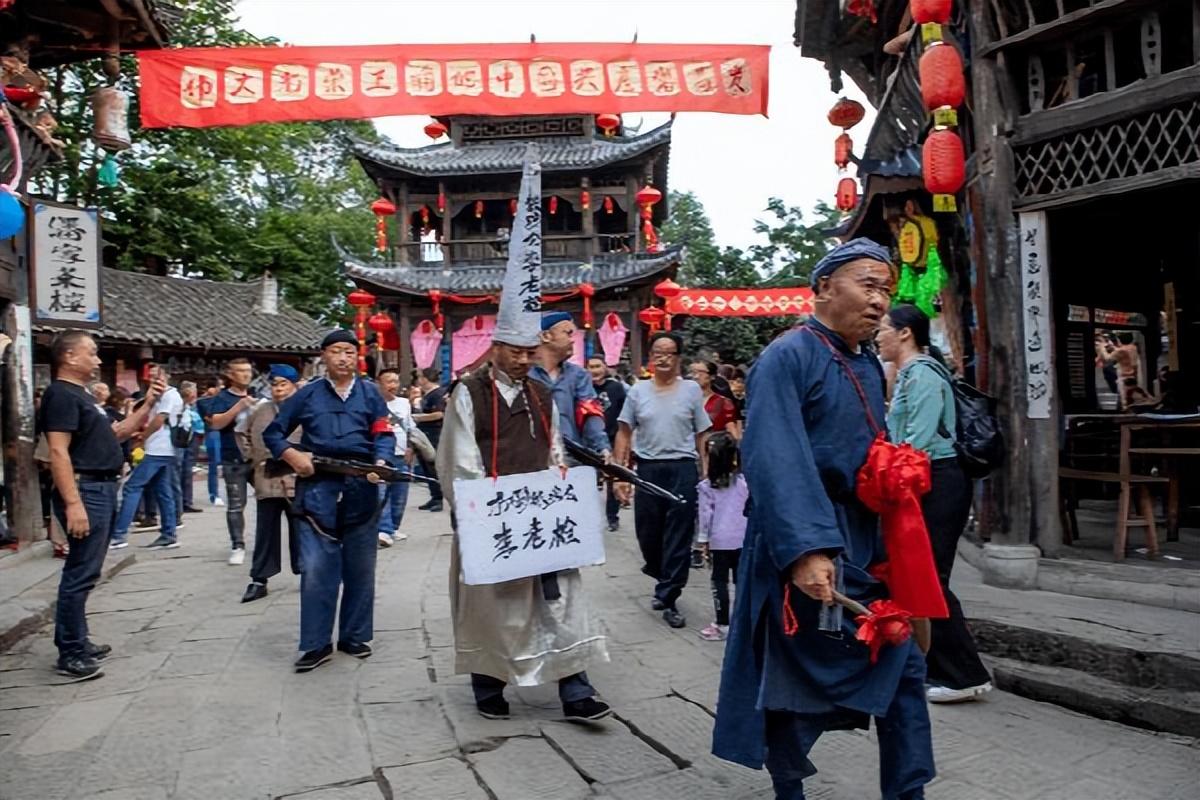 小鎮(zhèn)風貌中的地方文化與生活態(tài)度