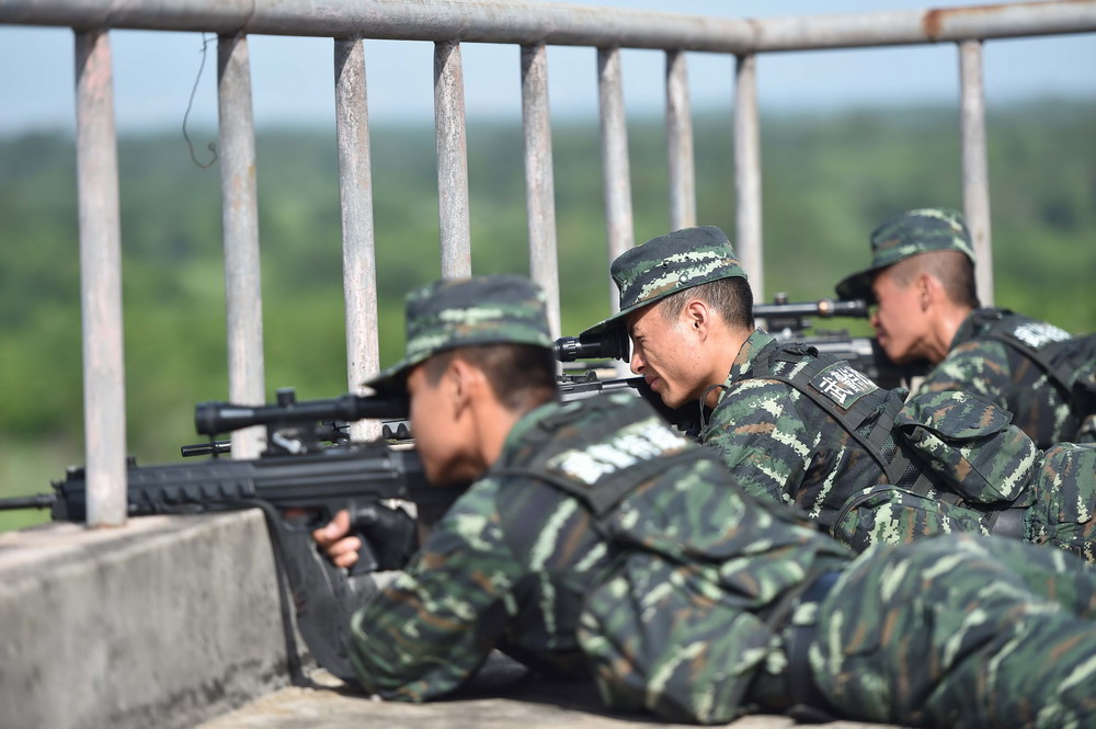 武警廣東總隊嚴(yán)把警士選晉