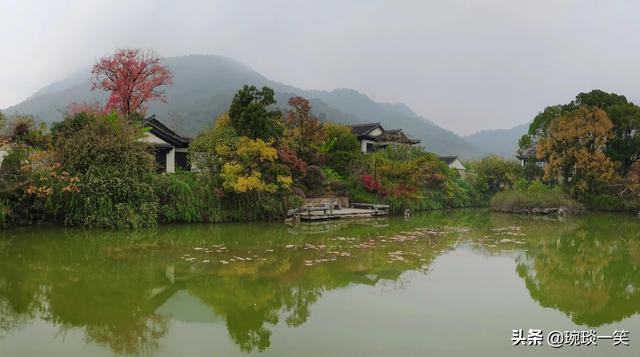 走進詩意的小鎮(zhèn)