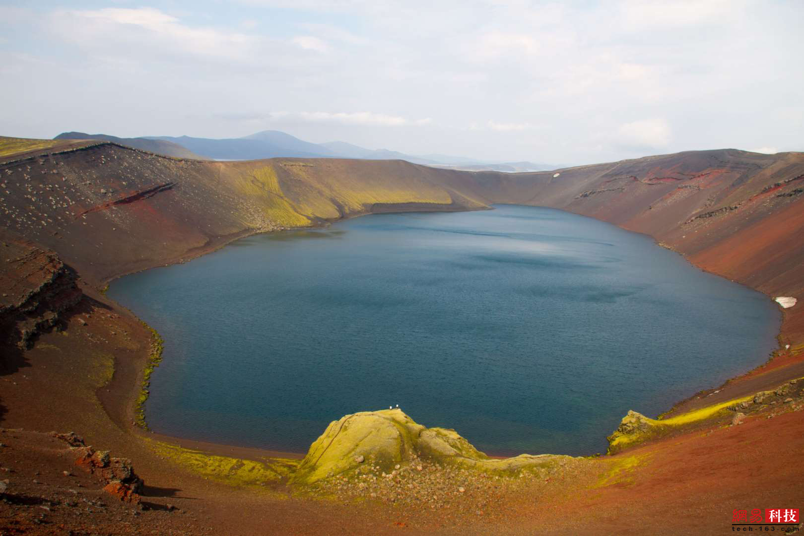 揭秘世界最古老火山口湖泊，自然奇跡的探索之旅