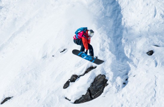 世界級滑雪場中挑戰(zhàn)極限滑雪之旅